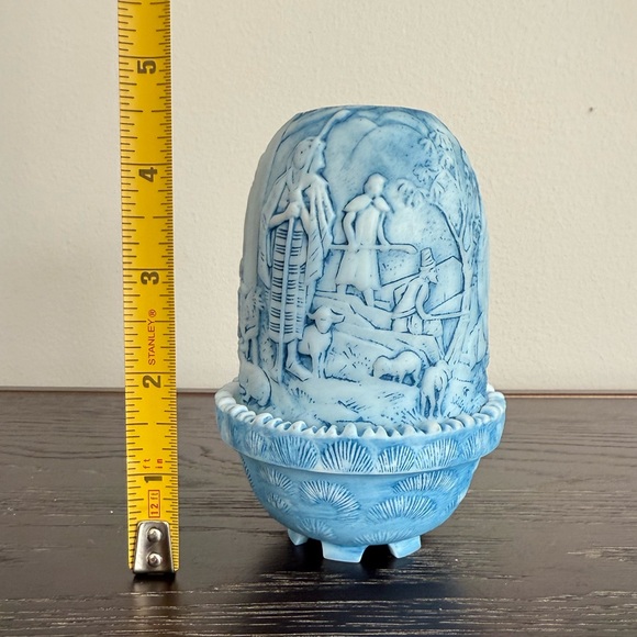 Vintage Fenton Blue Nativity Fairy Light Lamp Christmas Artist Signed - Picture 5 of 7